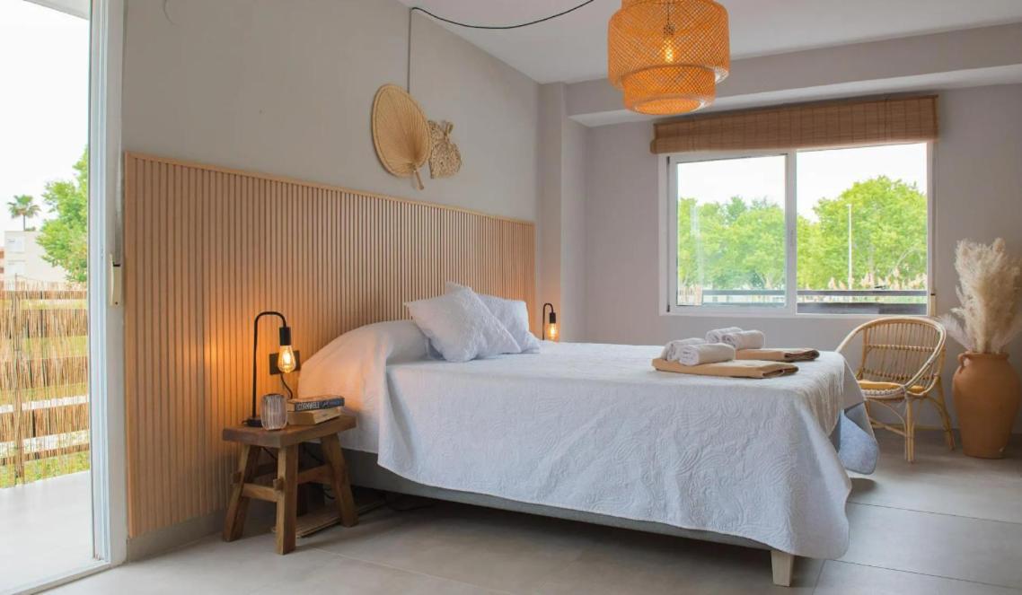 La Casita Bonita - 30M From The Arenal Beach - Private Parking خافييا المظهر الخارجي الصورة